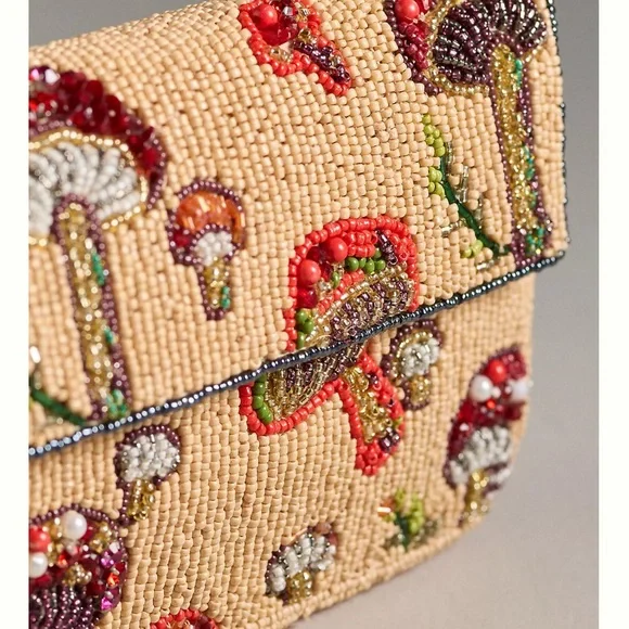 LAST PIECE NWT The Fiona Beaded Bag: Food & Drink Edition - Picture 3 of 3